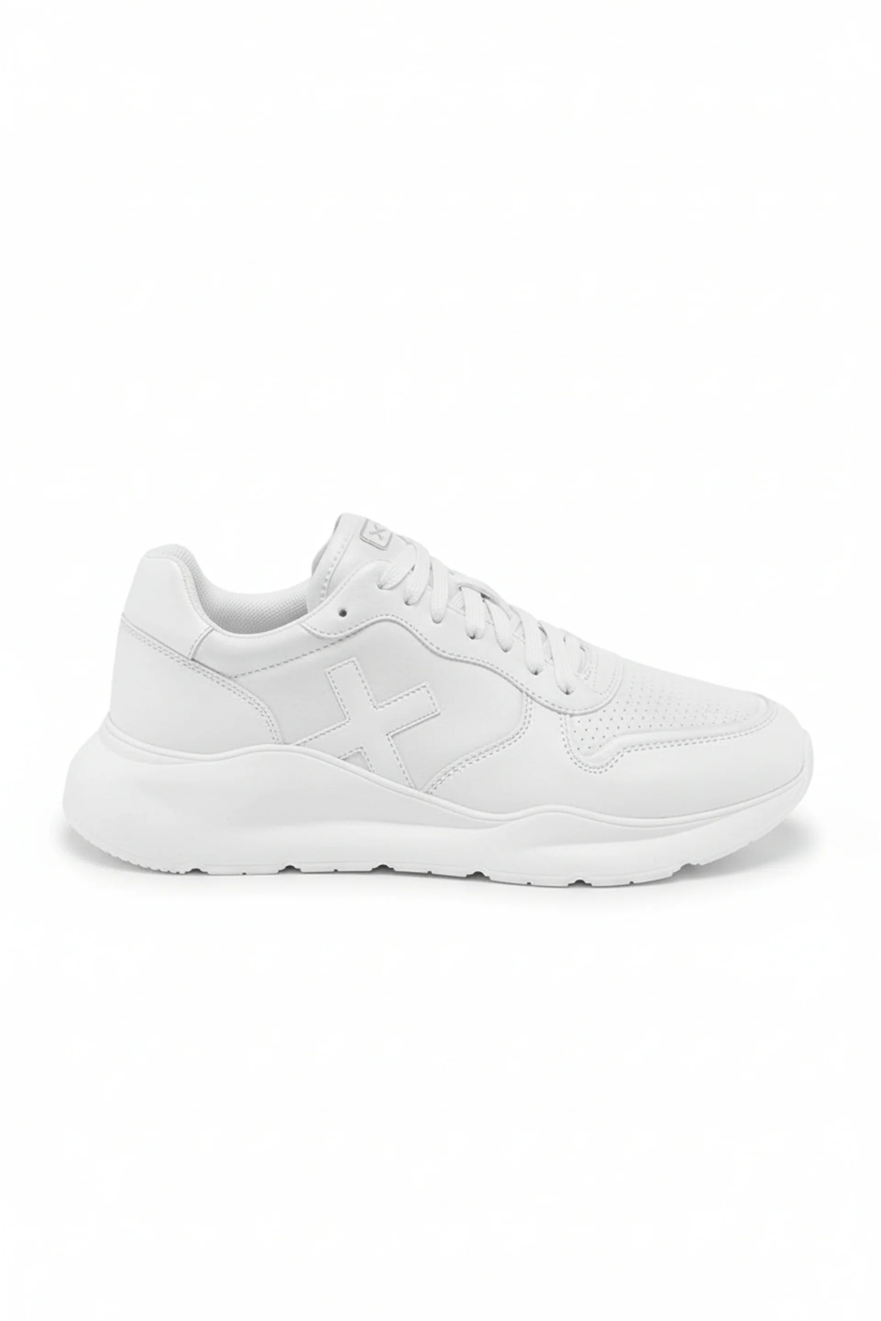 LUXURY WHITE LEATHER SNEAKER – TIMELESS ELEGANCE FOR EVERYDAY STYLE